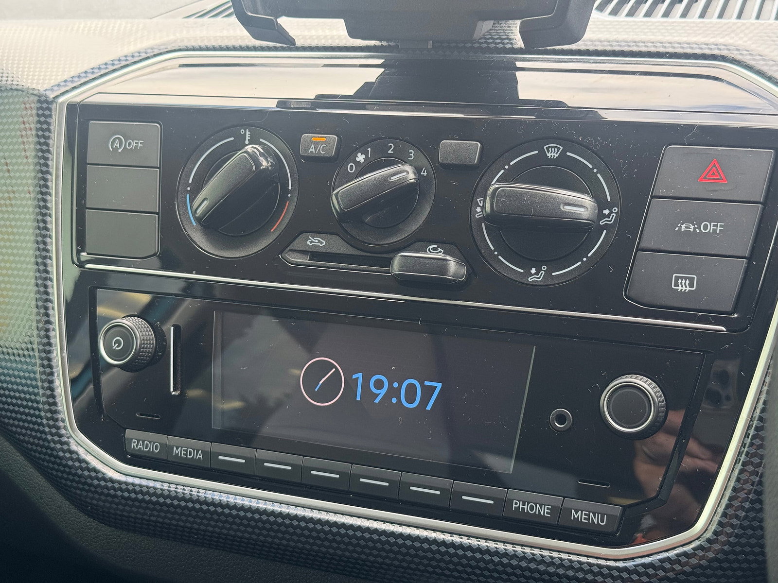 Volkswagen up! 1.0 Black Edition Hatchback 5dr Petrol Manual Euro 6 (s/s) (65 ps) 5dr Manual 2023