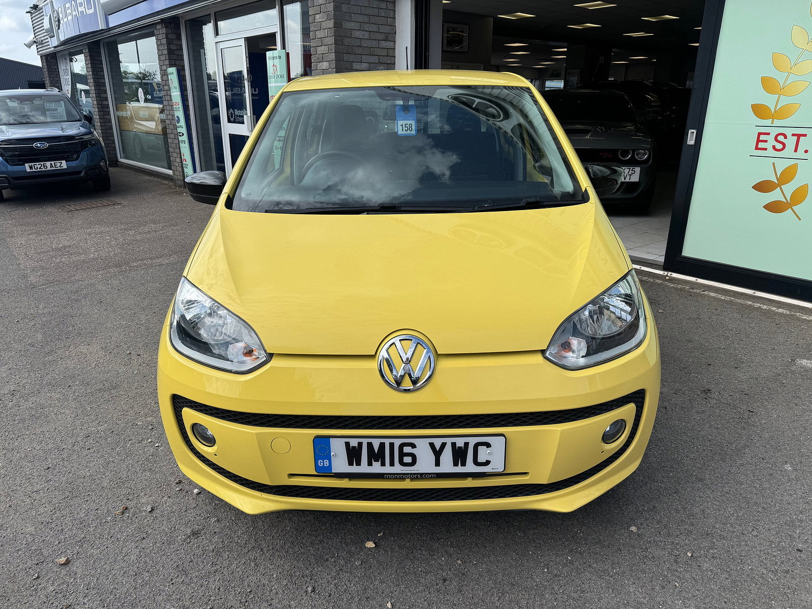 Volkswagen up! 1.0 Look up! Hatchback 5dr Petrol Manual Euro 6 (60 ps) 5dr Manual 2016