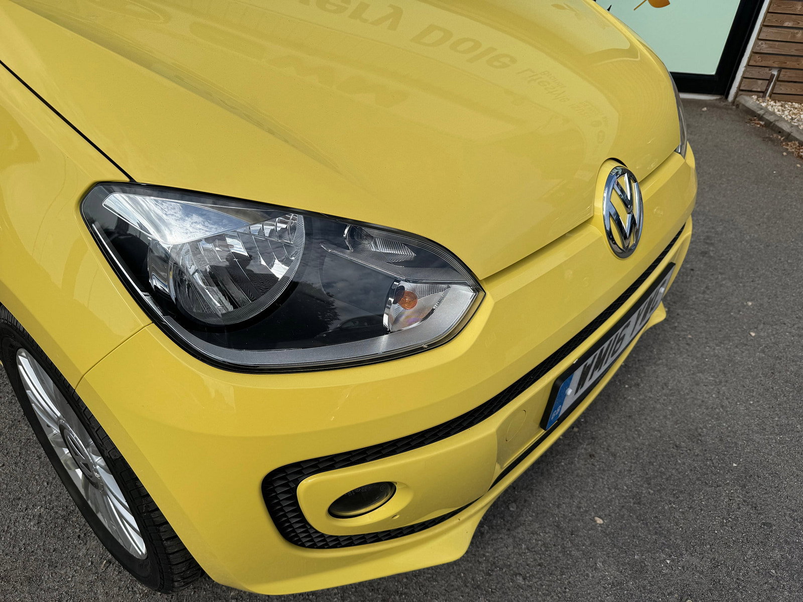 Volkswagen up! 1.0 Look up! Hatchback 5dr Petrol Manual Euro 6 (60 ps) 5dr Manual 2016