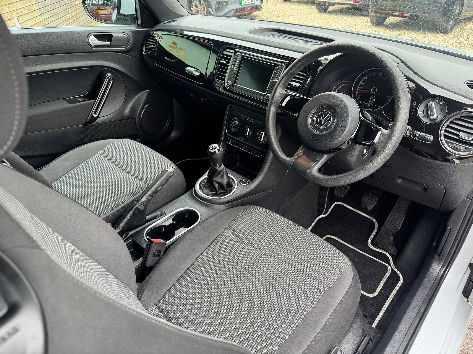 Volkswagen Beetle 1.2 TSI Cabriolet 2dr Petrol Manual Euro 6 (s/s) (105 ps) 2dr Manual 2018