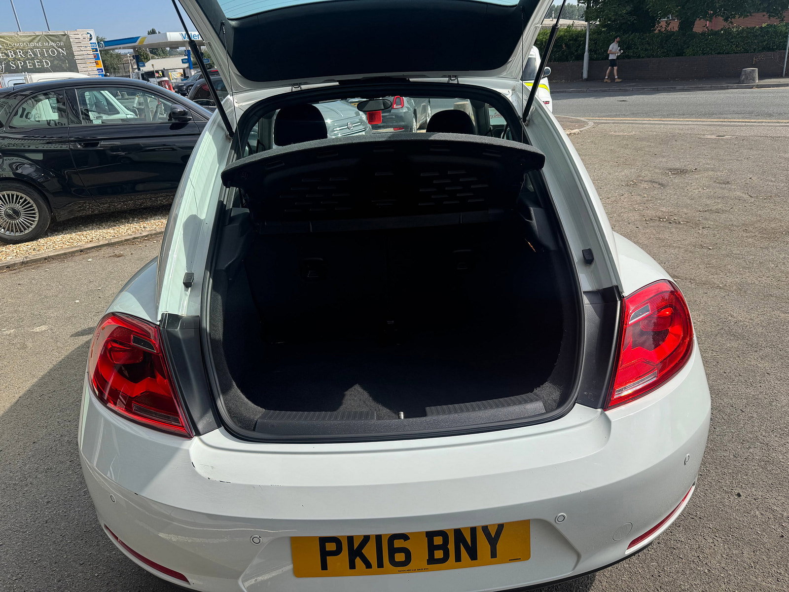 Volkswagen Beetle 1.4 TSI BlueMotion Tech Design Hatchback 3dr Petrol Manual Euro 6 (s/s) (150 ps) 3dr Manual 2016