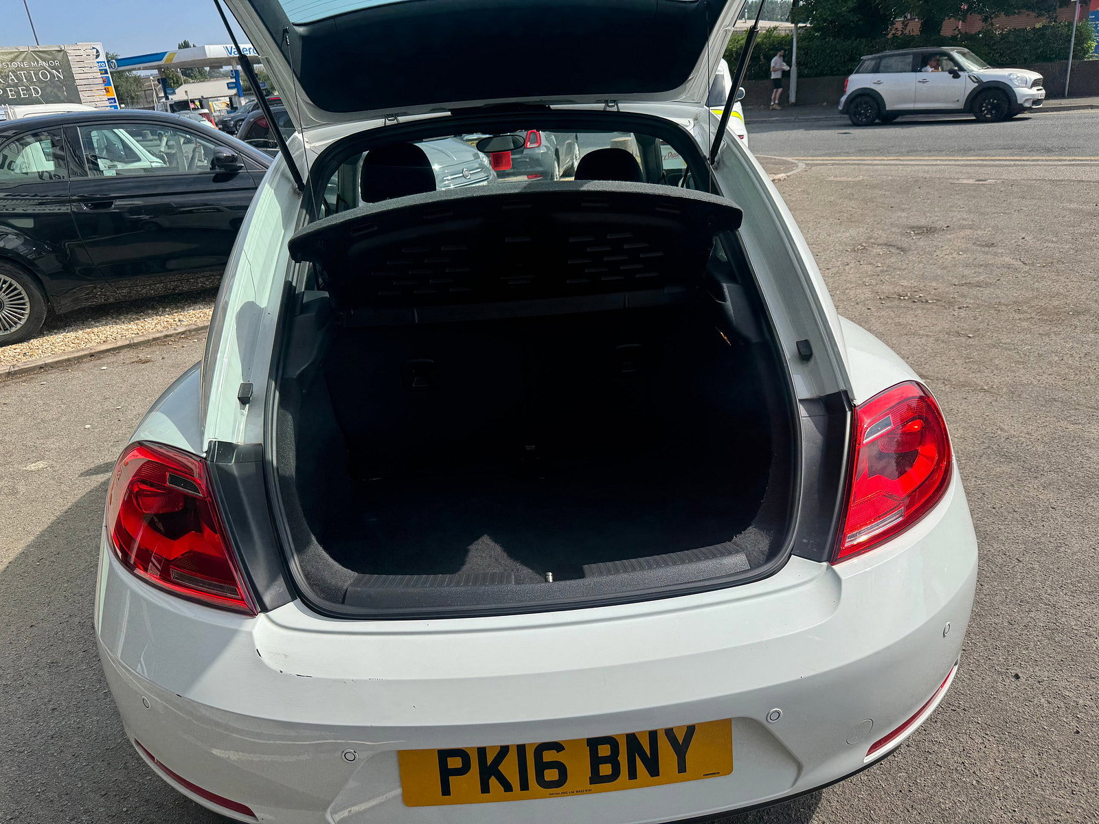 Volkswagen Beetle 1.4 TSI BlueMotion Tech Design Hatchback 3dr Petrol Manual Euro 6 (s/s) (150 ps) 3dr Manual 2016