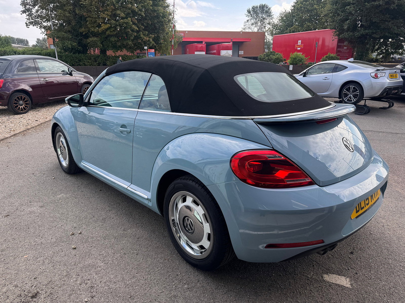 Volkswagen Beetle 2.0 TDI BlueMotion Tech Design Cabriolet 2dr Diesel Manual Euro 6 (s/s) (150 ps) 2dr Manual 2015