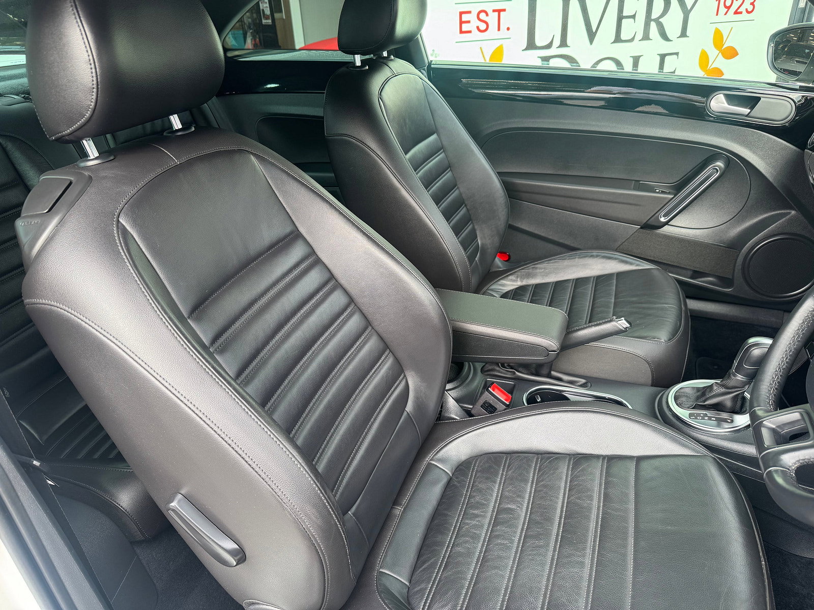 Volkswagen Beetle 2.0 TSI Turbo Black Hatchback 3dr Petrol DSG Euro 5 (210 ps) 3dr Automatic 2015