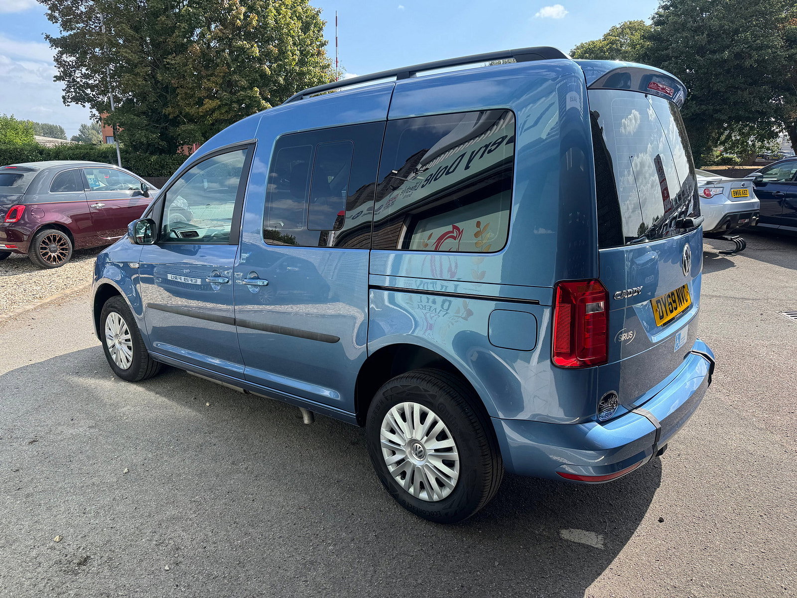 Volkswagen Caddy Life 2.0 TDI MPV 5dr Diesel Manual Euro 6 (s/s) (102 ps) 5dr Manual 2020