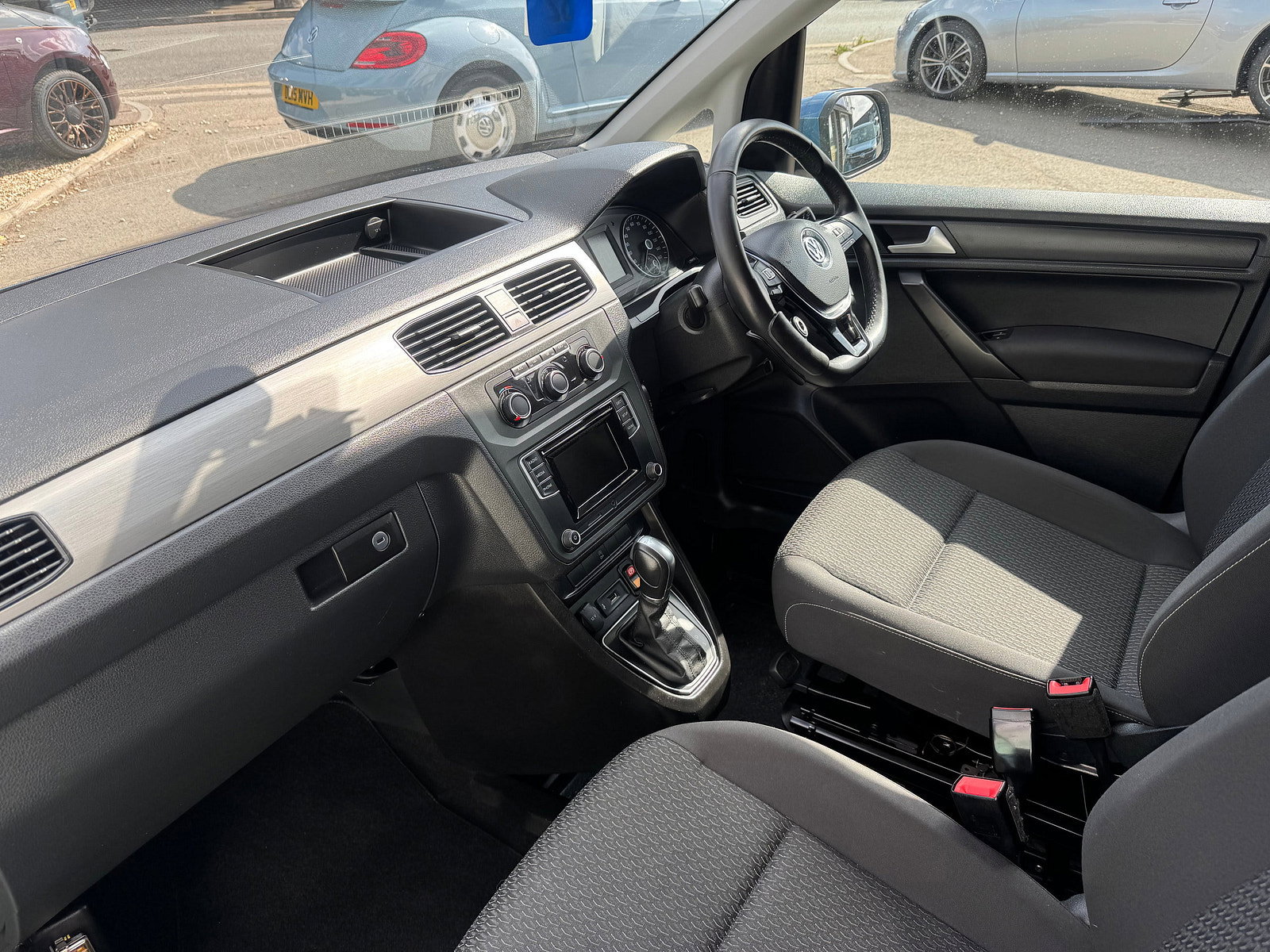 Volkswagen Caddy Life 2.0 TDI MPV 5dr Diesel Manual Euro 6 (s/s) (102 ps) 5dr Manual 2020