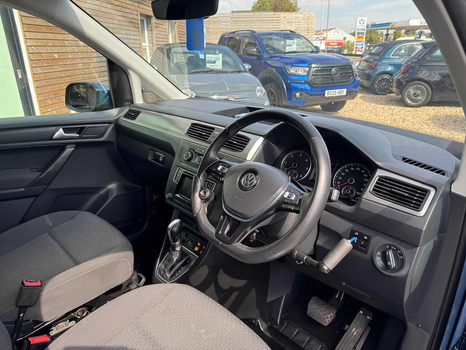 Volkswagen Caddy Life 2.0 TDI MPV 5dr Diesel Manual Euro 6 (s/s) (102 ps) 5dr Manual 2020
