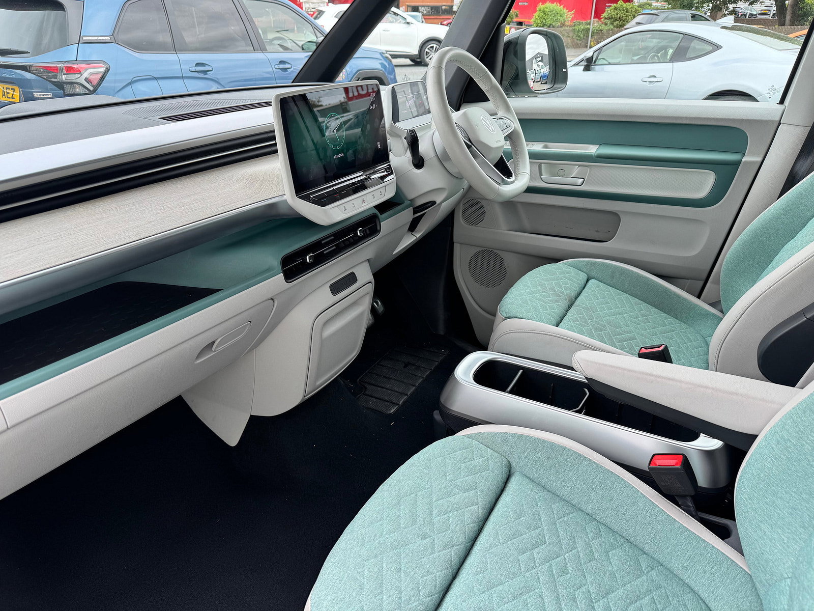 Volkswagen ID. Buzz Pro 77kWh 1ST Edition MPV 5dr Electric Auto (204 ps) 5dr Automatic 2023