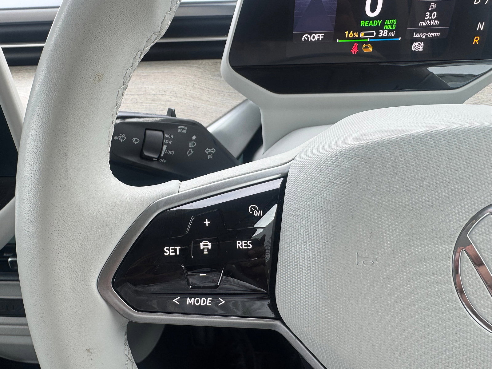 Volkswagen ID. Buzz Pro 77kWh 1ST Edition MPV 5dr Electric Auto (204 ps) 5dr Automatic 2023