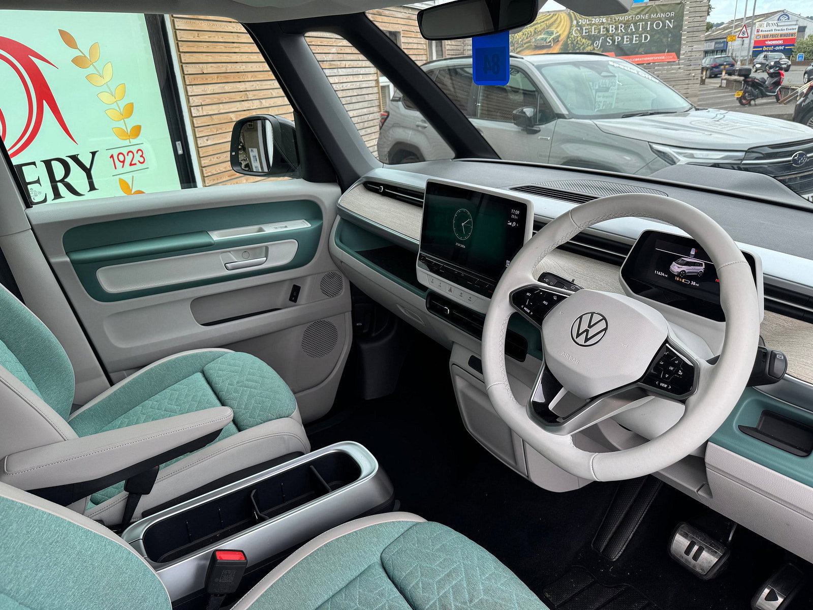 Volkswagen ID. Buzz Pro 77kWh 1ST Edition MPV 5dr Electric Auto (204 ps) 5dr Automatic 2023