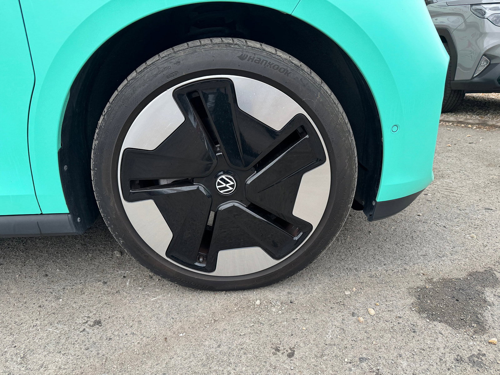 Volkswagen ID. Buzz Pro 77kWh 1ST Edition MPV 5dr Electric Auto (204 ps) 5dr Automatic 2023