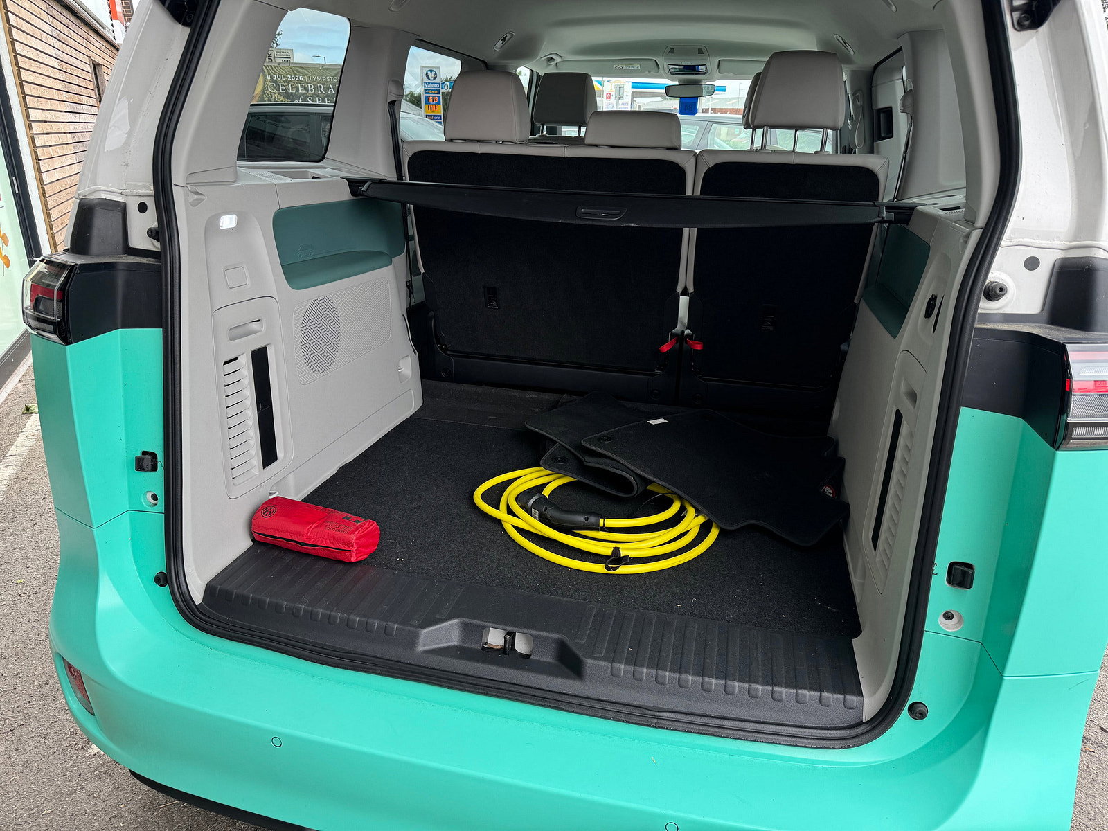 Volkswagen ID. Buzz Pro 77kWh 1ST Edition MPV 5dr Electric Auto (204 ps) 5dr Automatic 2023
