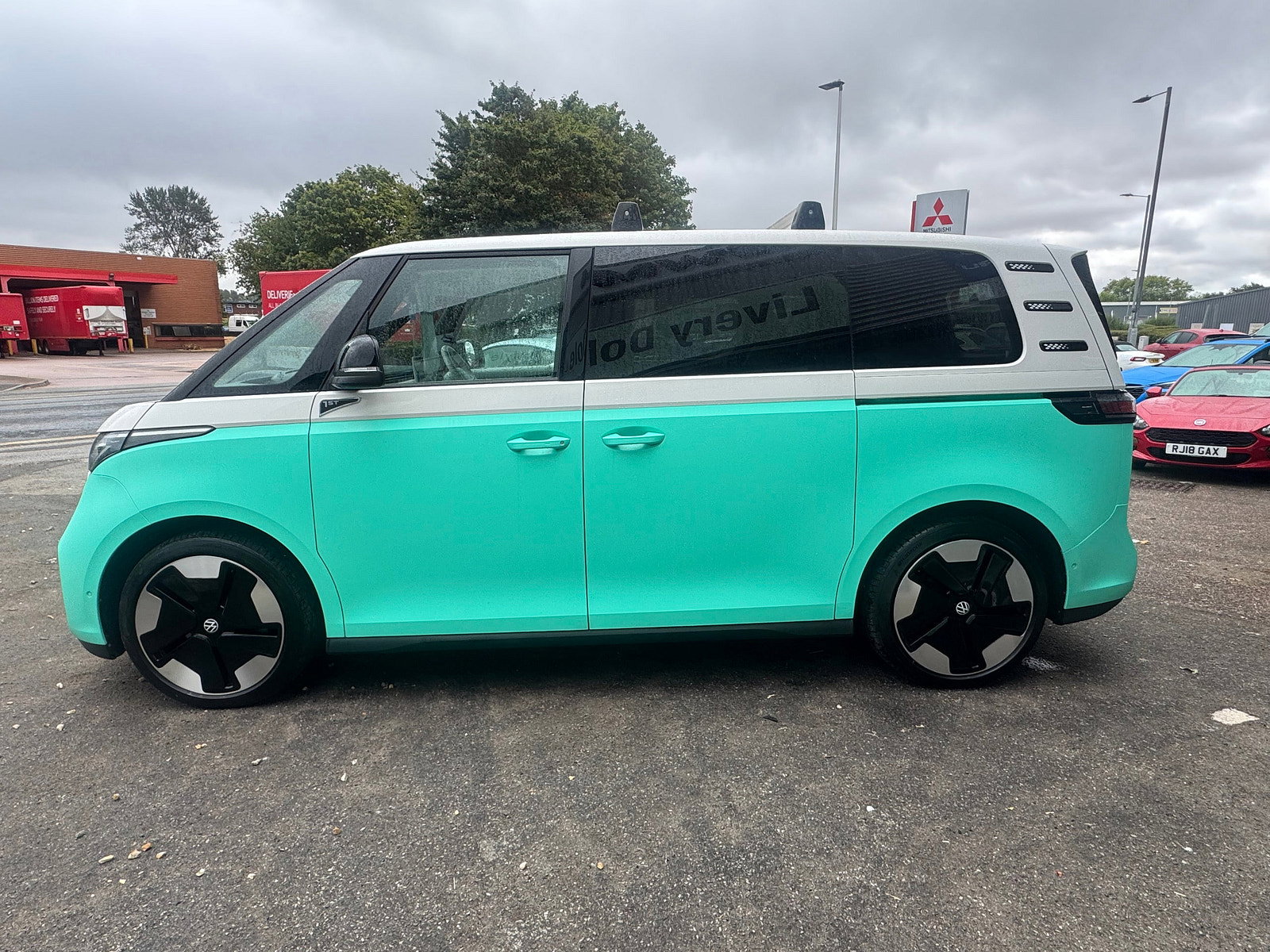 Volkswagen ID. Buzz Pro 77kWh 1ST Edition MPV 5dr Electric Auto (204 ps) 5dr Automatic 2023