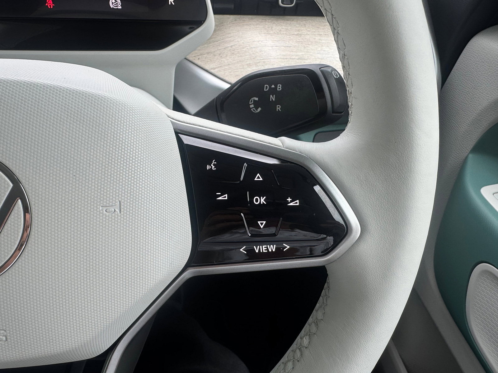 Volkswagen ID. Buzz Pro 77kWh 1ST Edition MPV 5dr Electric Auto (204 ps) 5dr Automatic 2023