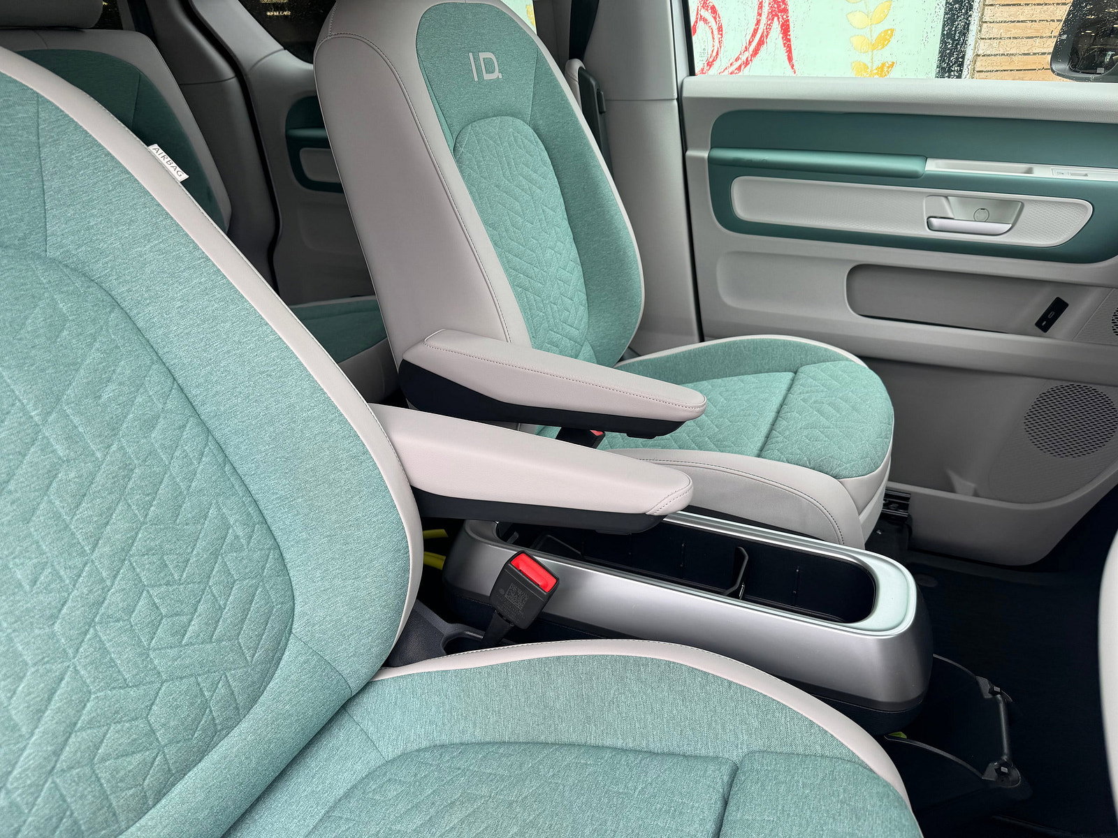 Volkswagen ID. Buzz Pro 77kWh 1ST Edition MPV 5dr Electric Auto (204 ps) 5dr Automatic 2023