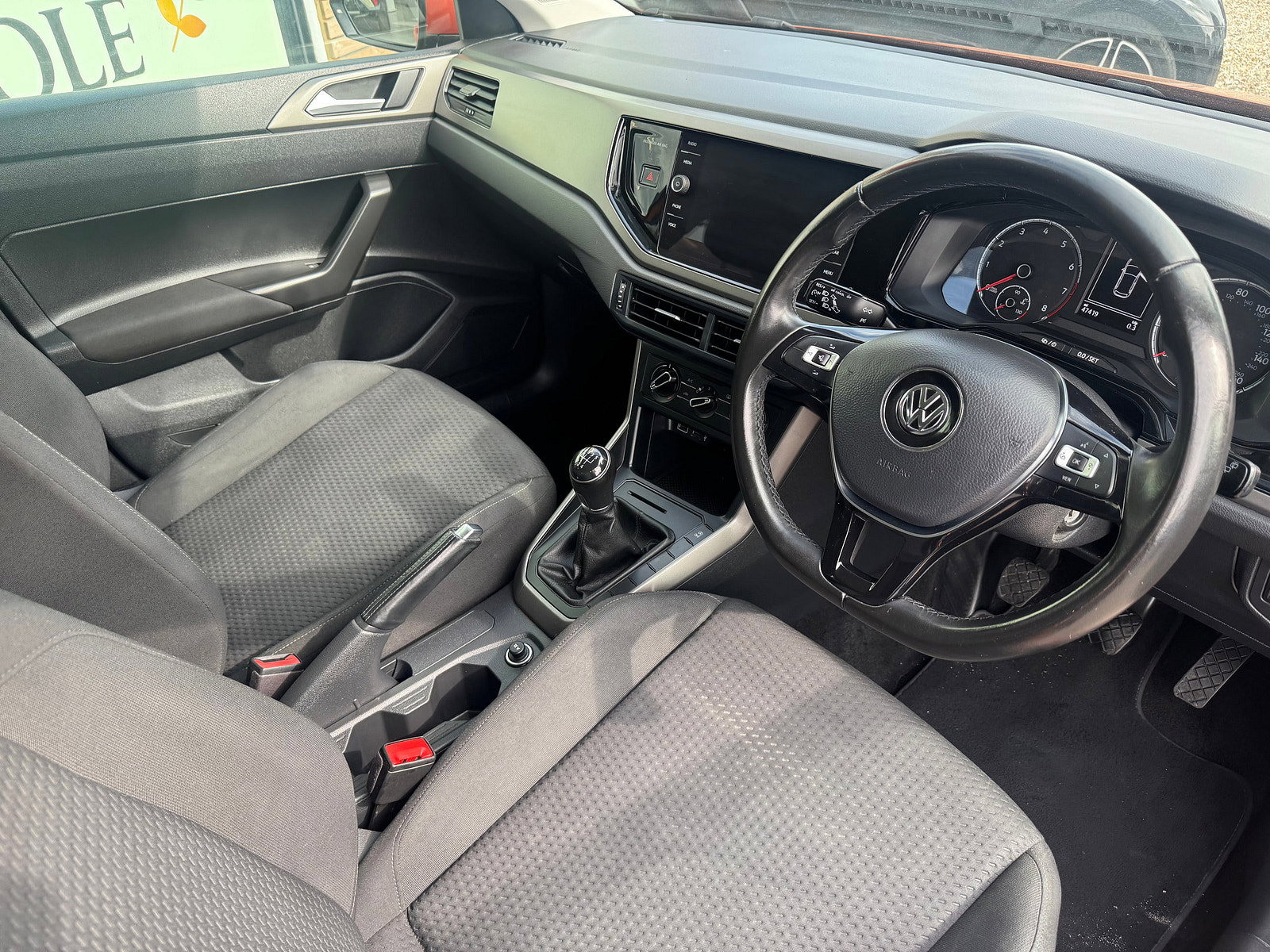 Volkswagen Polo 1.0 SE Hatchback 5dr Petrol Manual Euro 6 (s/s) (65 ps) 5dr Manual 2018