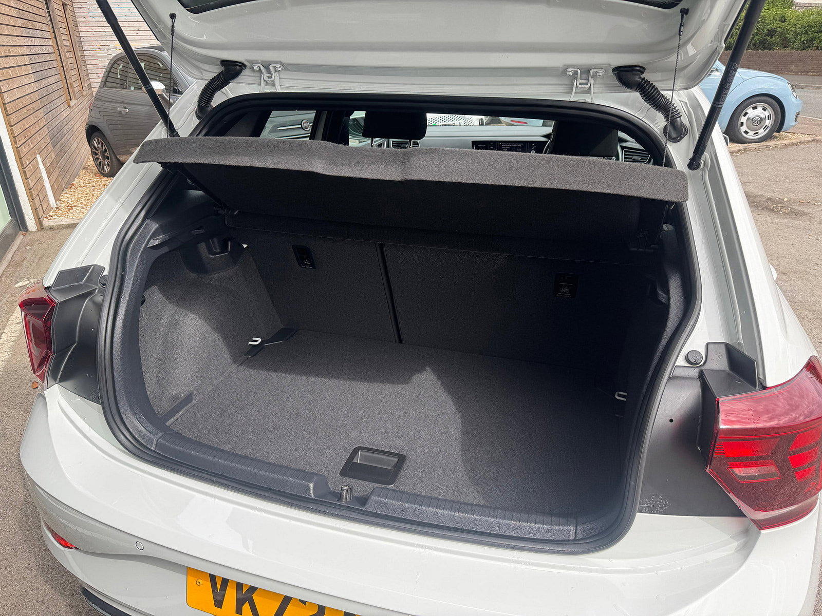 Volkswagen Polo 1.0 TSI R-Line Hatchback 5dr Petrol Manual Euro 6 (s/s) (95 ps) 5dr Manual 2022