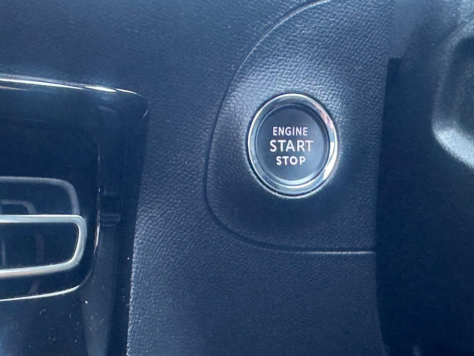 Vauxhall Mokka electric 50kWh Launch Edition SUV 5dr Electric Auto (136 ps) 5dr Automatic 2021