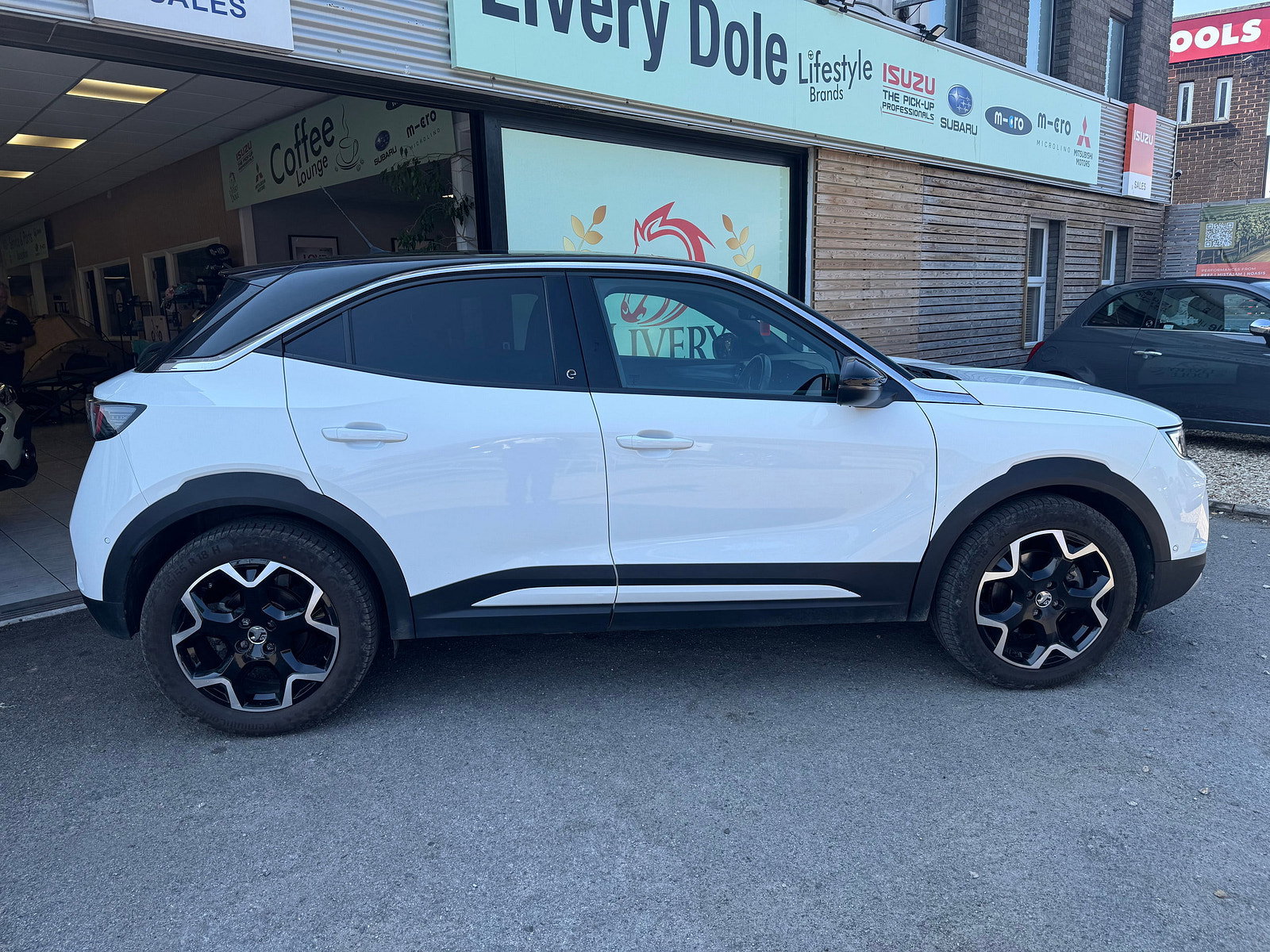 Vauxhall Mokka electric 50kWh Launch Edition SUV 5dr Electric Auto (136 ps) 5dr Automatic 2021
