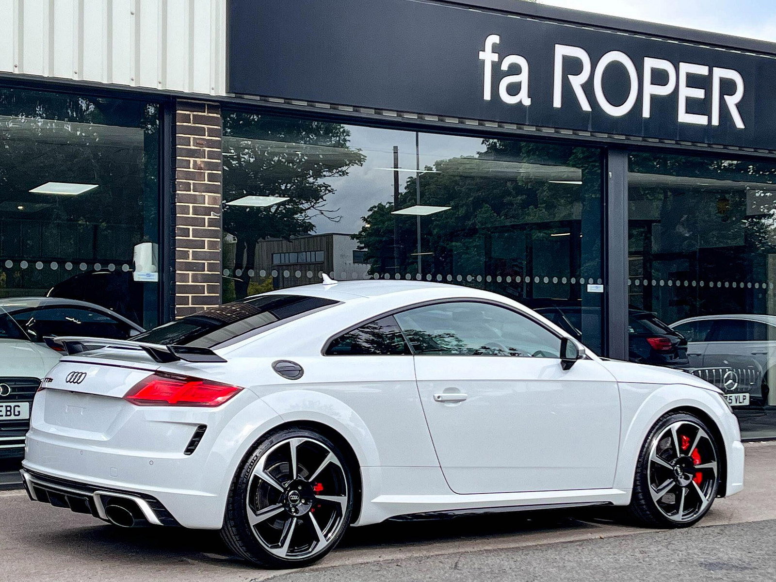 Audi TT RS 2.5 TFSI Coupe 3dr Petrol S Tronic quattro Euro 6 (s/s) (400 ps) 3dr Automatic 2019
