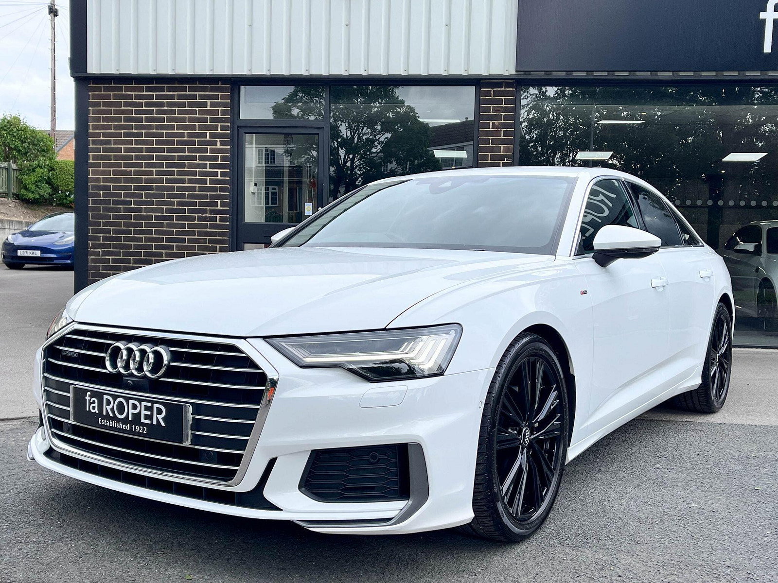 Audi A6 Saloon 2.0 TDI 40 S Line quattro S tronic 204ps 4dr Automatic 2019
