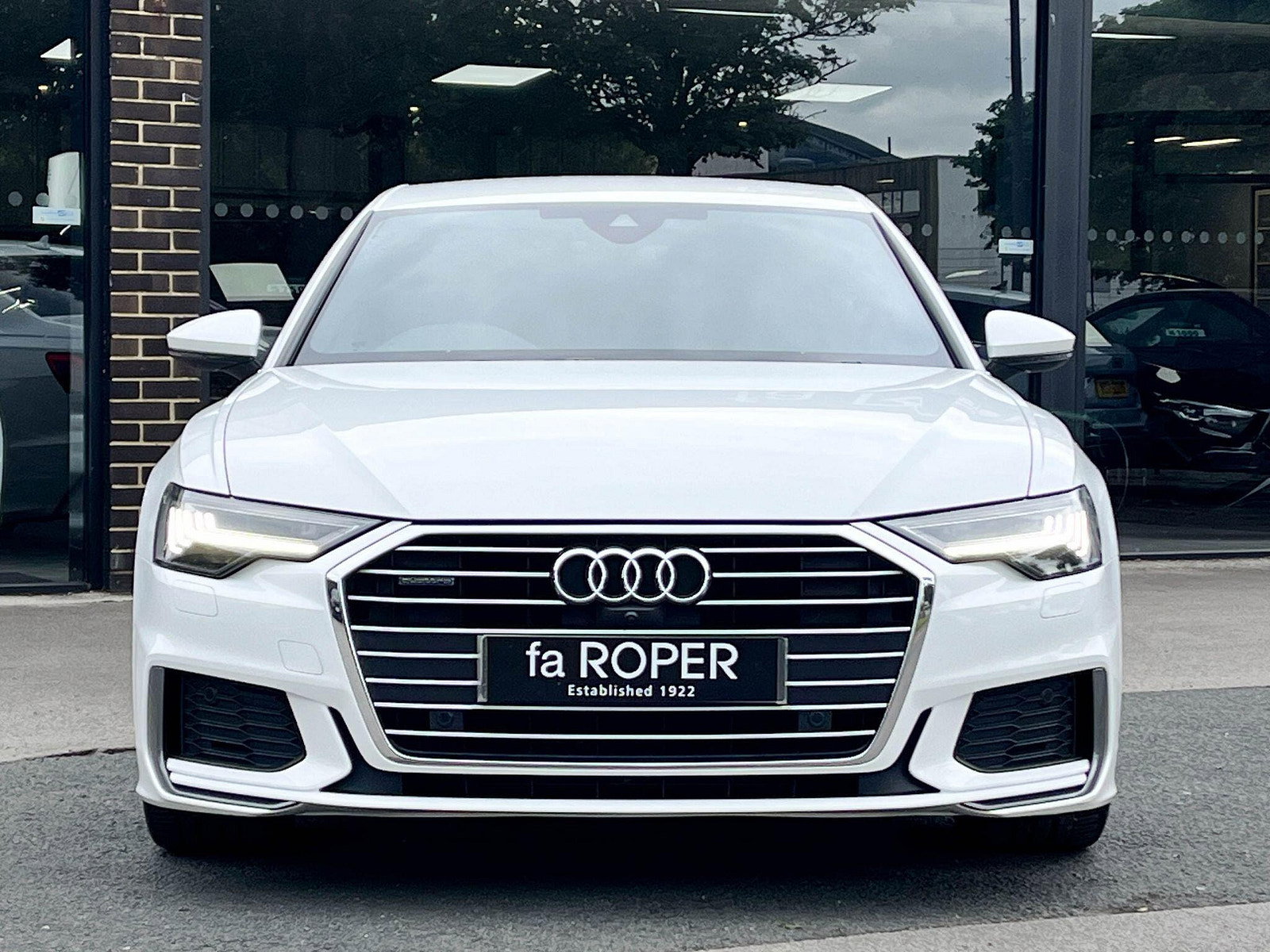 Audi A6 Saloon 2.0 TDI 40 S Line quattro S tronic 204ps 4dr Automatic 2019