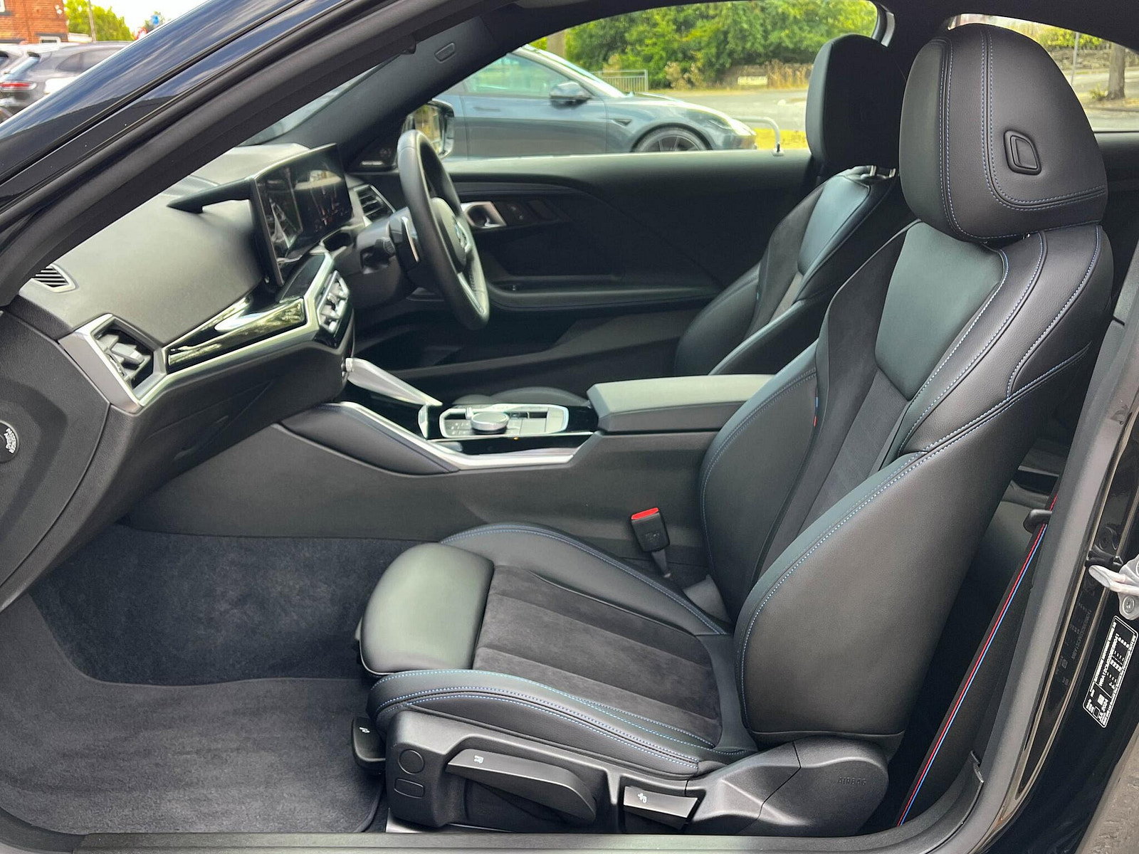 BMW 2 Series 220i M Sport Pro Pack Auto 184ps 2dr Automatic 2024
