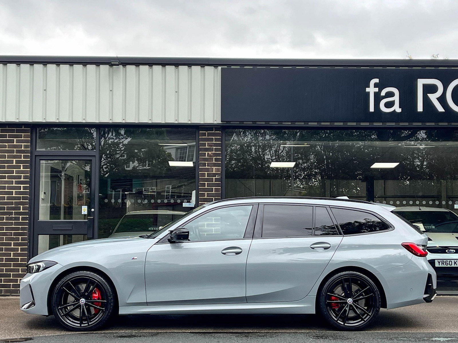 BMW 3 Series M340d 3.0 MHT xDrive Touring Auto 340ps 5dr Automatic 2024