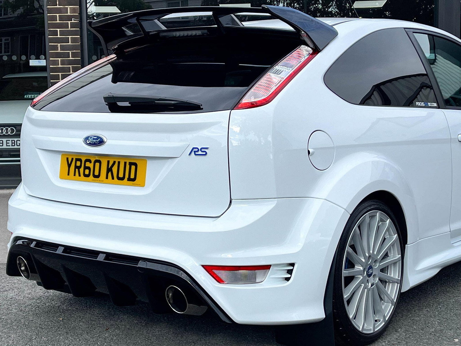 Ford Focus 2.5 RS 3dr 3dr Manual 2010