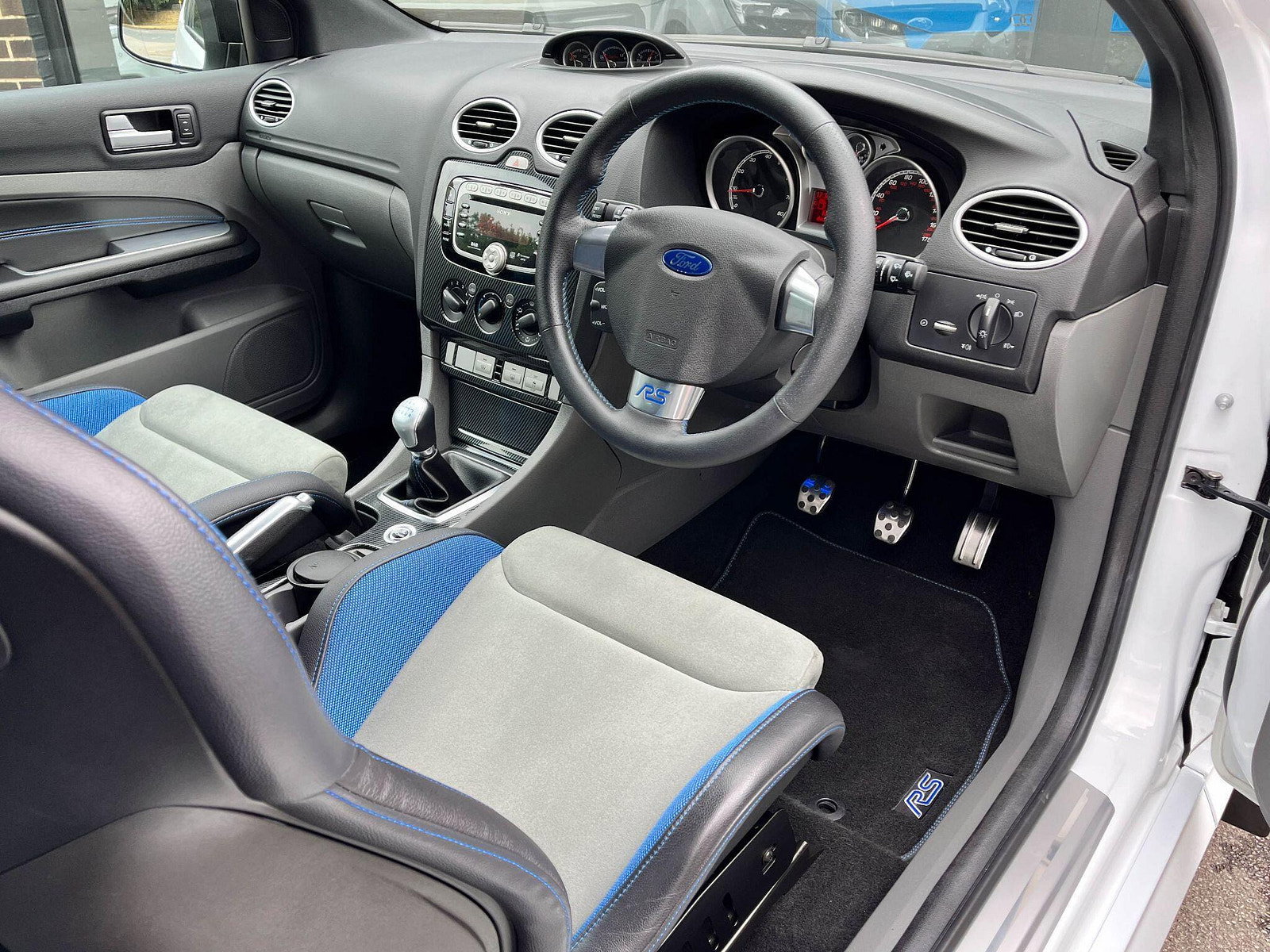 Ford Focus 2.5 RS 3dr 3dr Manual 2010