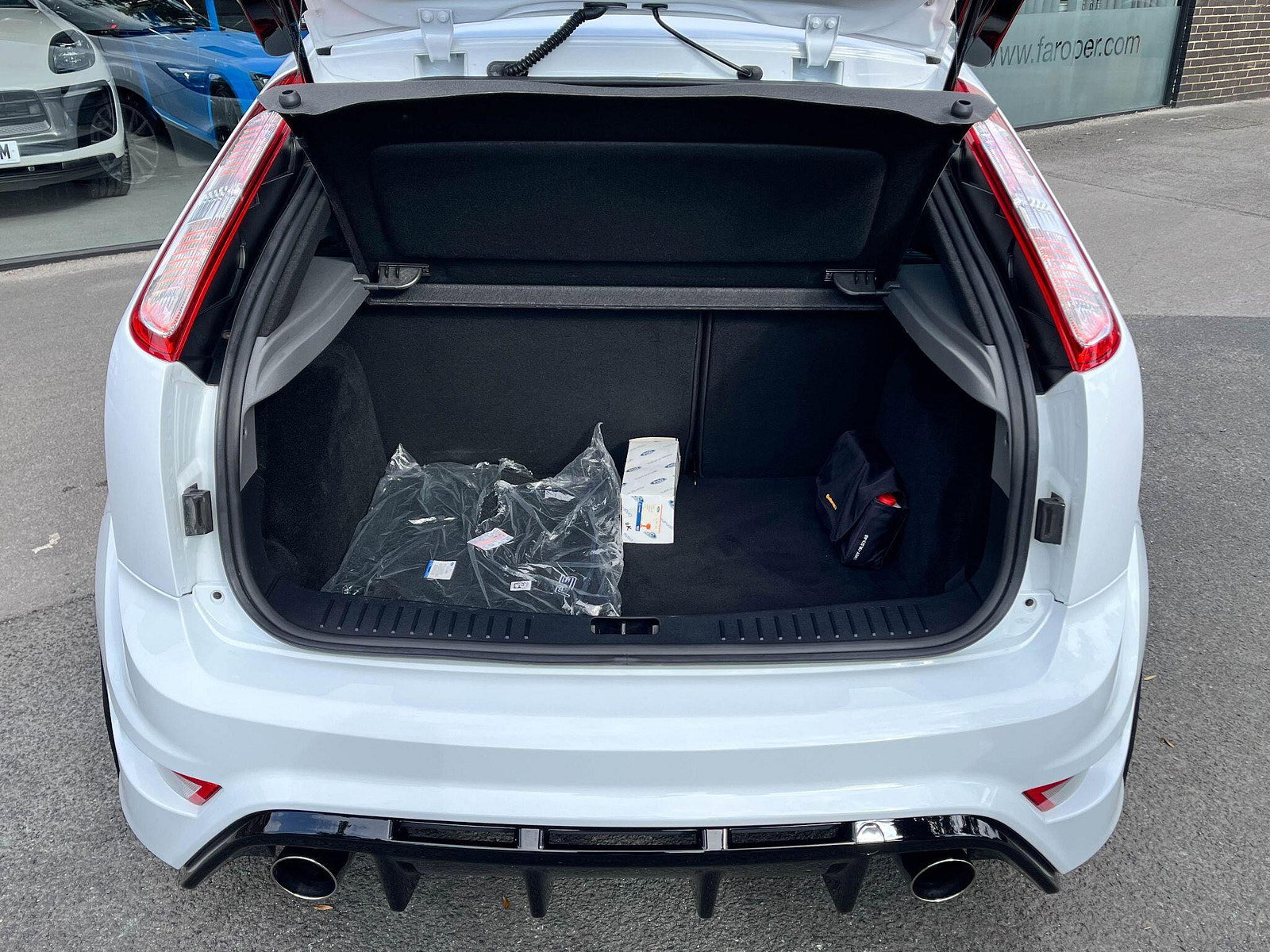Ford Focus 2.5 RS 3dr 3dr Manual 2010