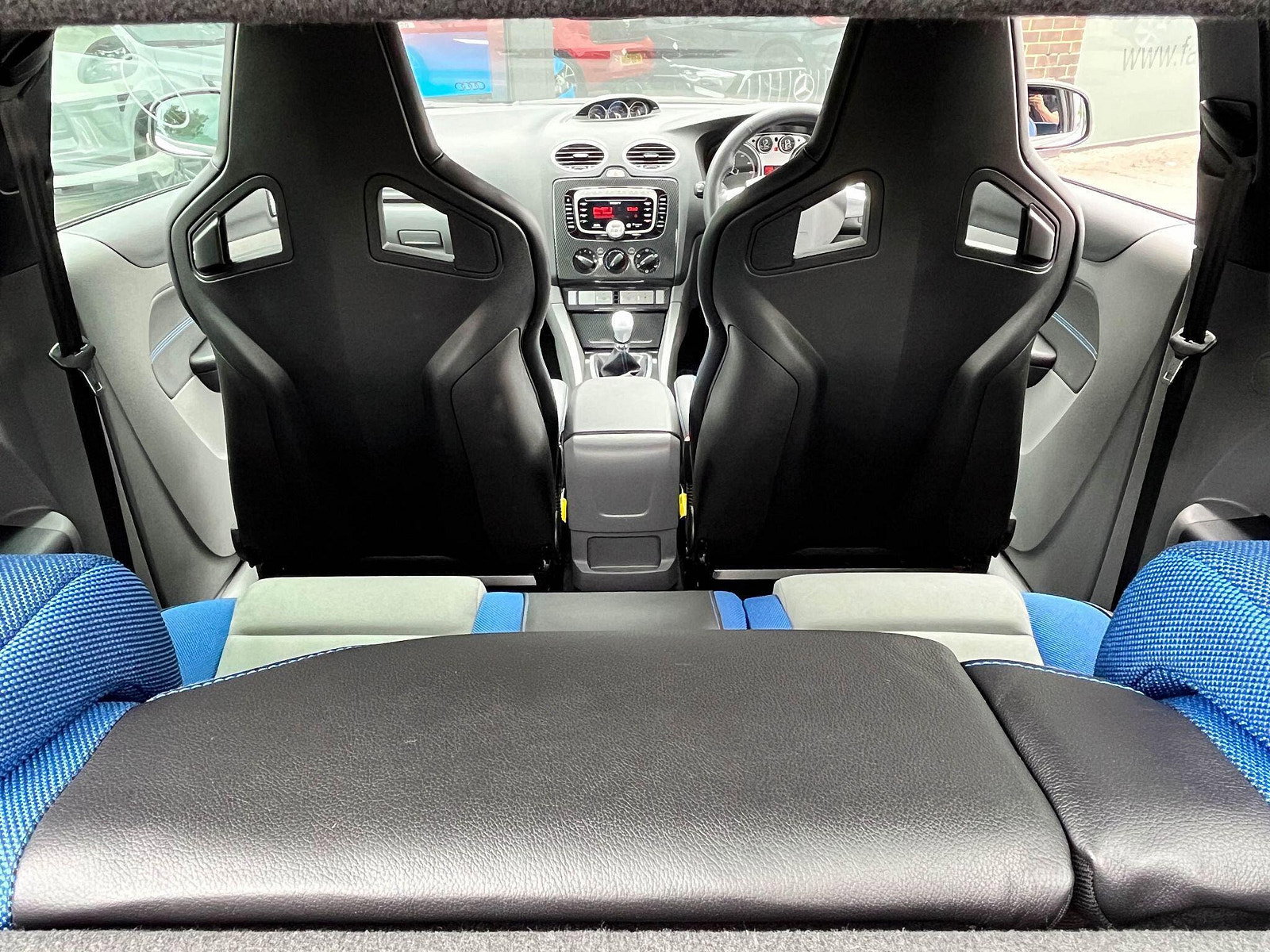 Ford Focus 2.5 RS 3dr 3dr Manual 2010