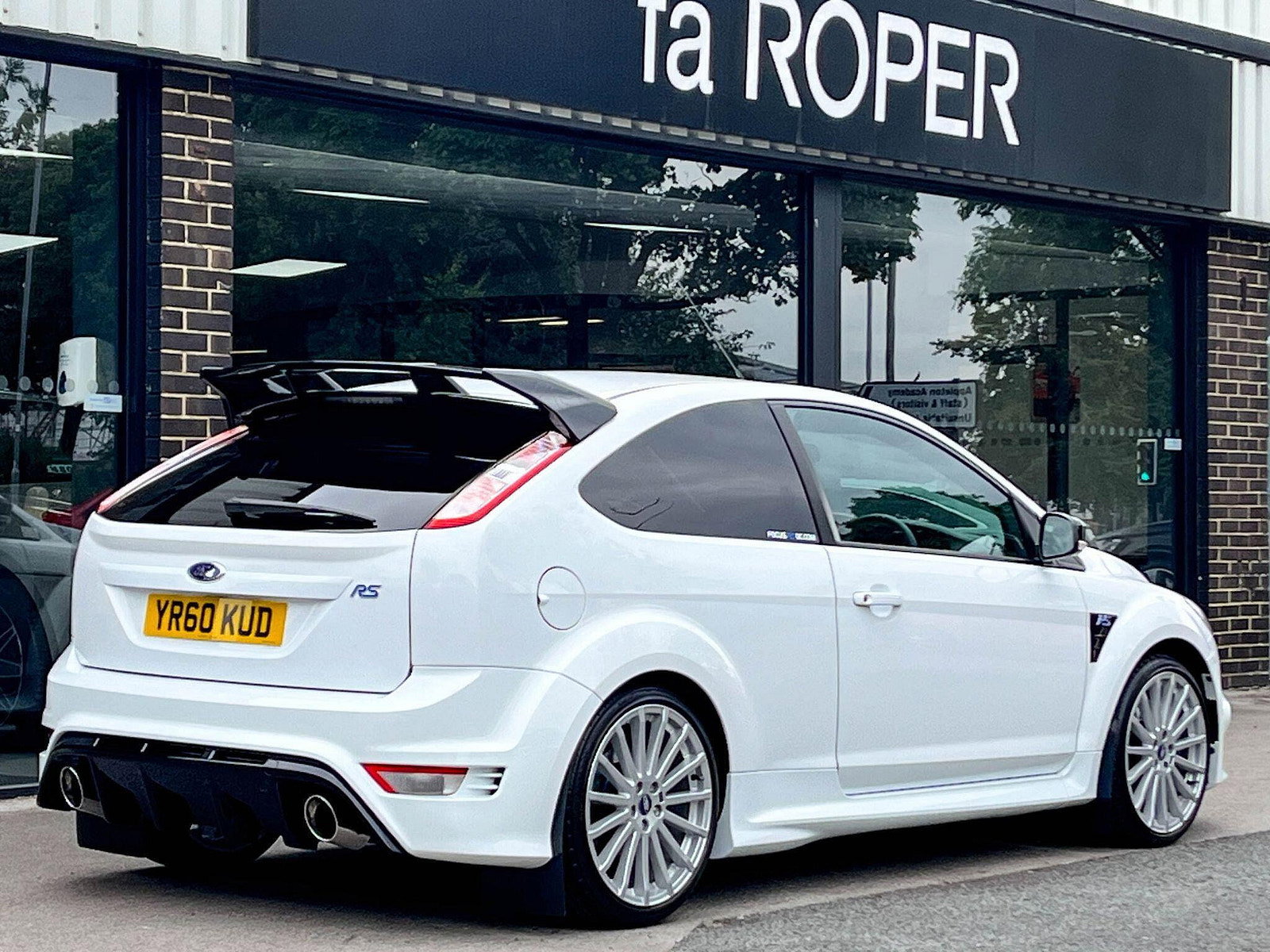 Ford Focus 2.5 RS 3dr 3dr Manual 2010