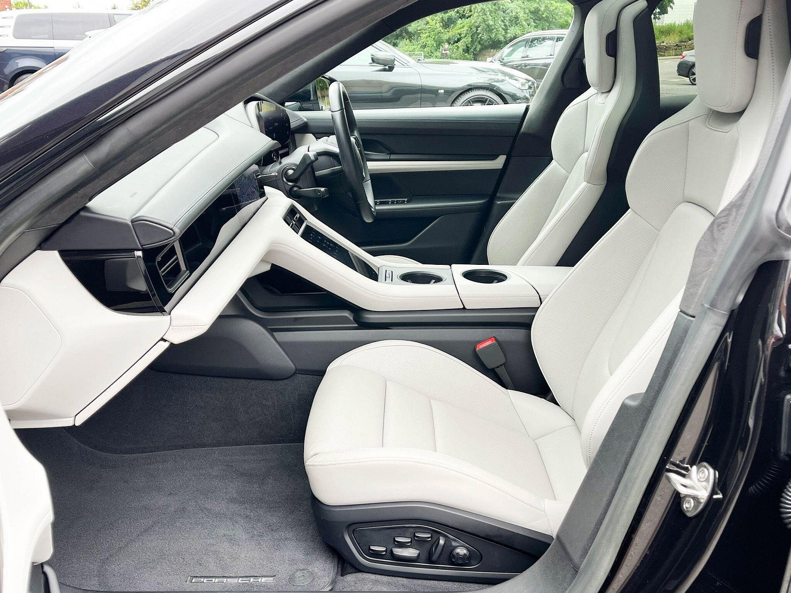 Porsche Taycan Sport Turismo GTS Performance Plus 93.4kWh 4WD Auto 598ps 5dr Automatic 2023