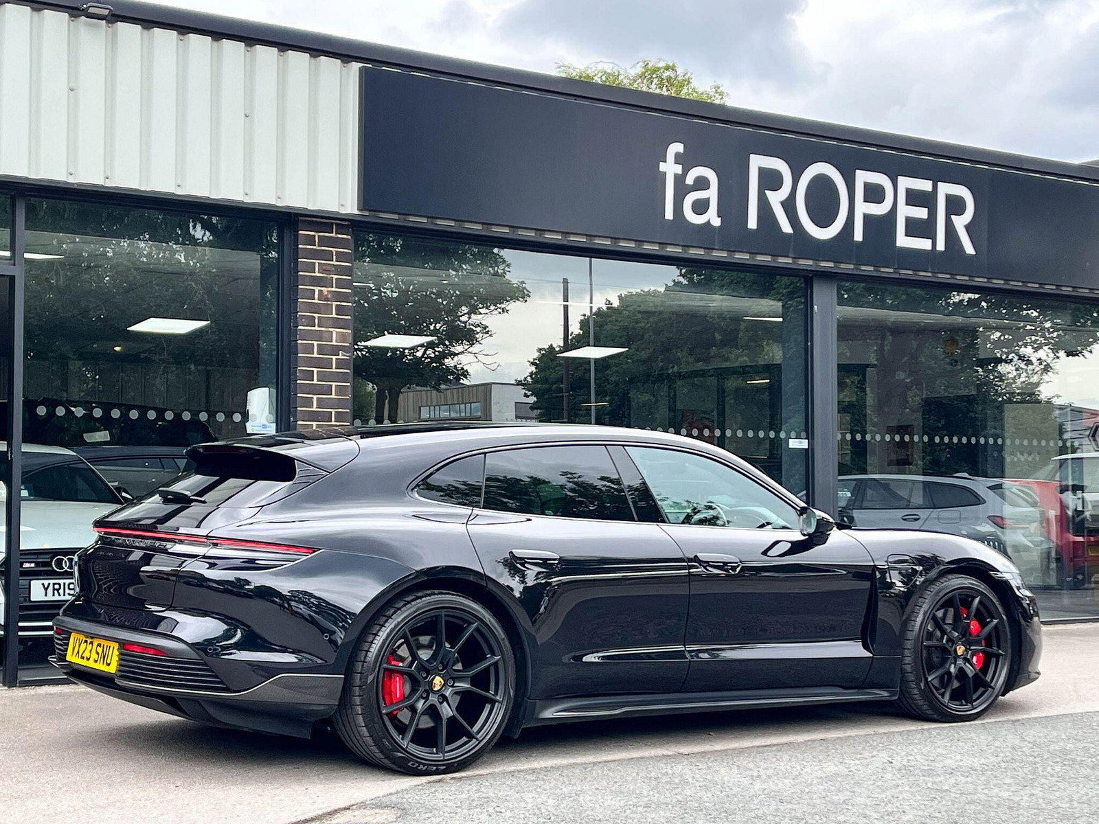 Porsche Taycan Sport Turismo GTS Performance Plus 93.4kWh 4WD Auto 598ps 5dr Automatic 2023