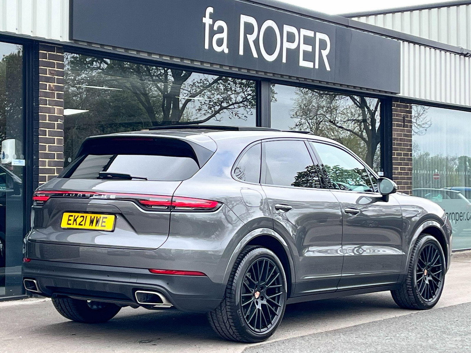 Porsche Cayenne 3.0T V6 4WD SUV Tiptronic Auto 340ps 5dr Automatic 2021