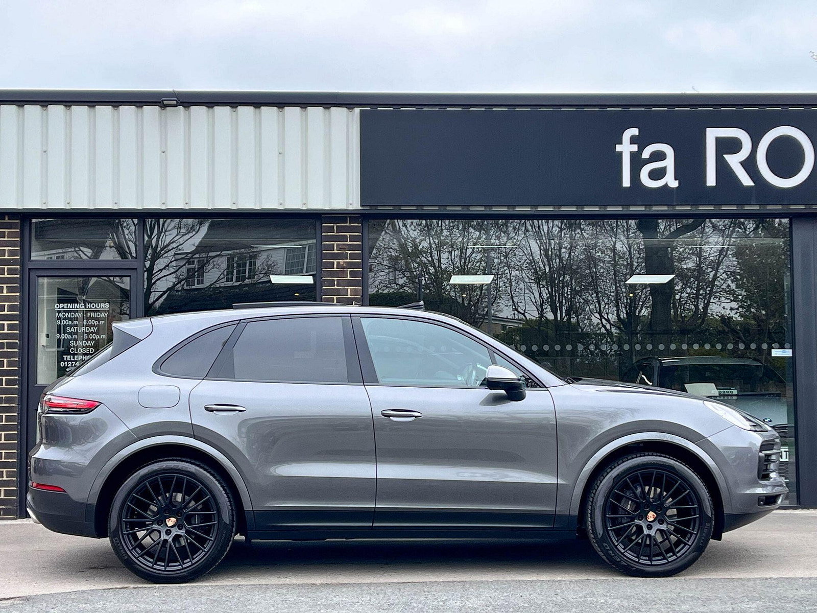 Porsche Cayenne 3.0T V6 4WD SUV Tiptronic Auto 340ps 5dr Automatic 2021