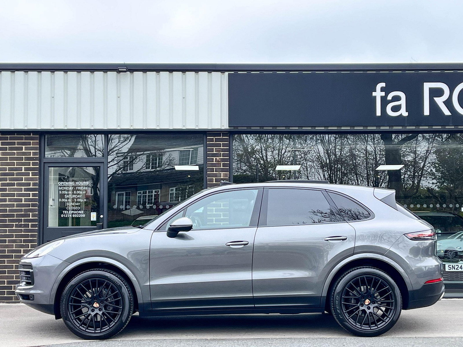 Porsche Cayenne 3.0T V6 4WD SUV Tiptronic Auto 340ps 5dr Automatic 2021
