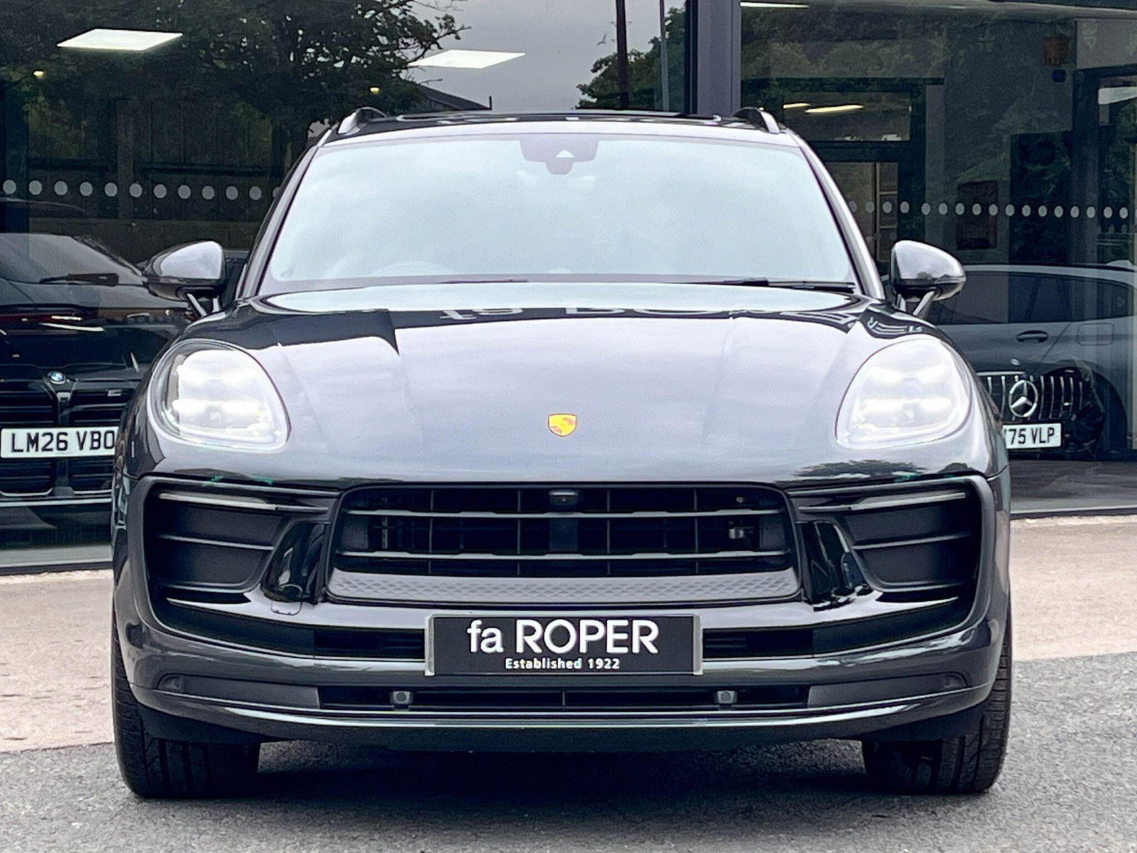 Porsche Macan 2.0T 'T' PDK 265ps 5dr Automatic 2024