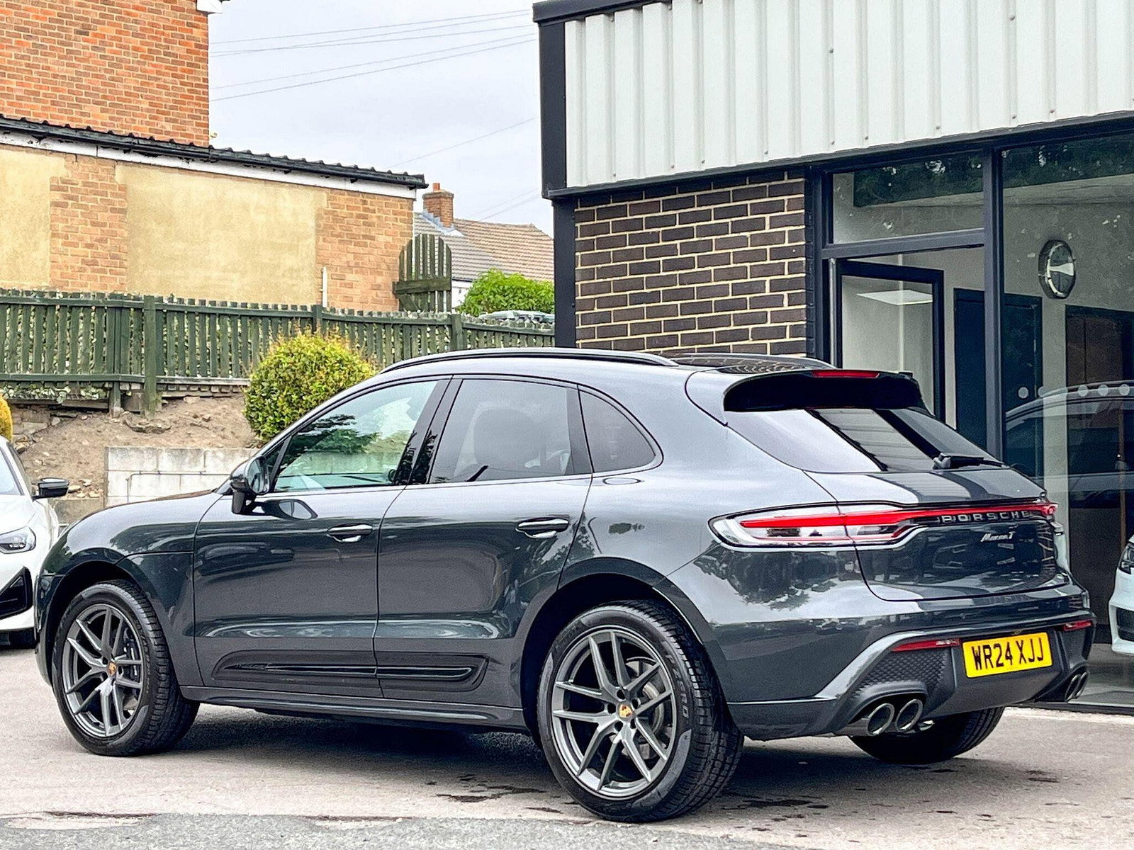 Porsche Macan 2.0T 'T' PDK 265ps 5dr Automatic 2024