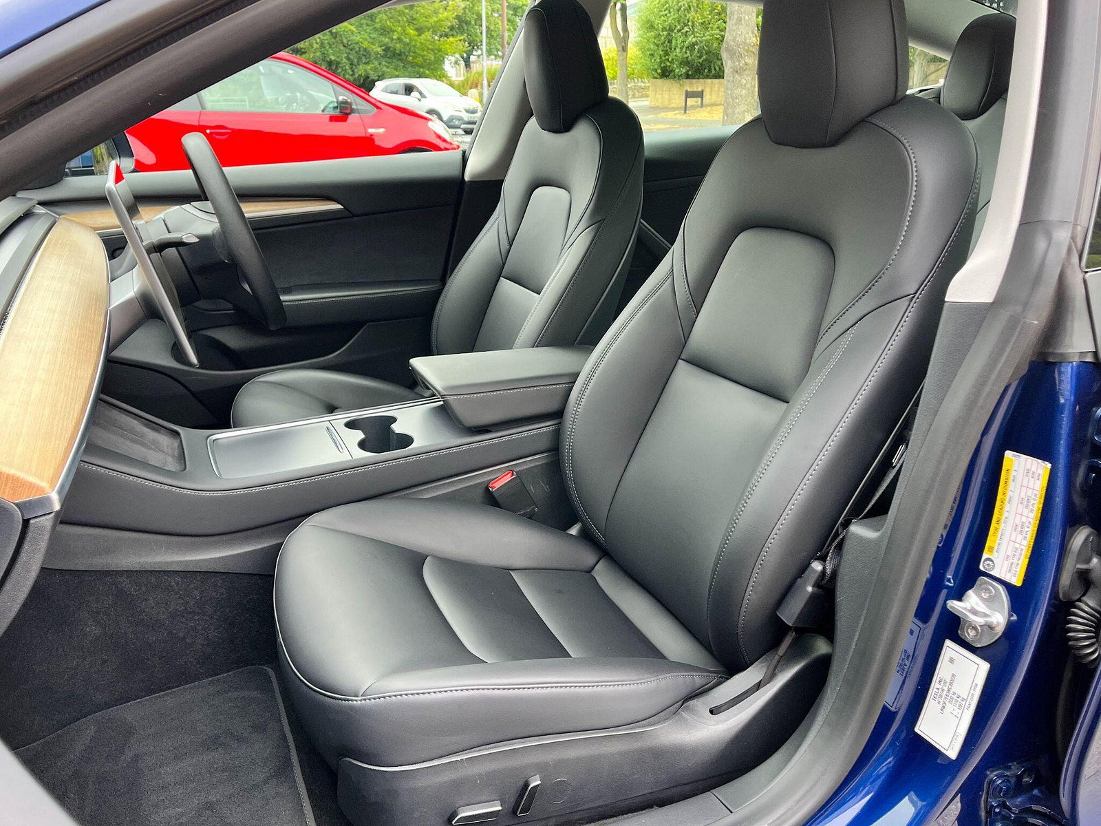 Tesla Model 3 (Dual Motor) Long Range Auto 4WDE 4dr 4dr Automatic 2021