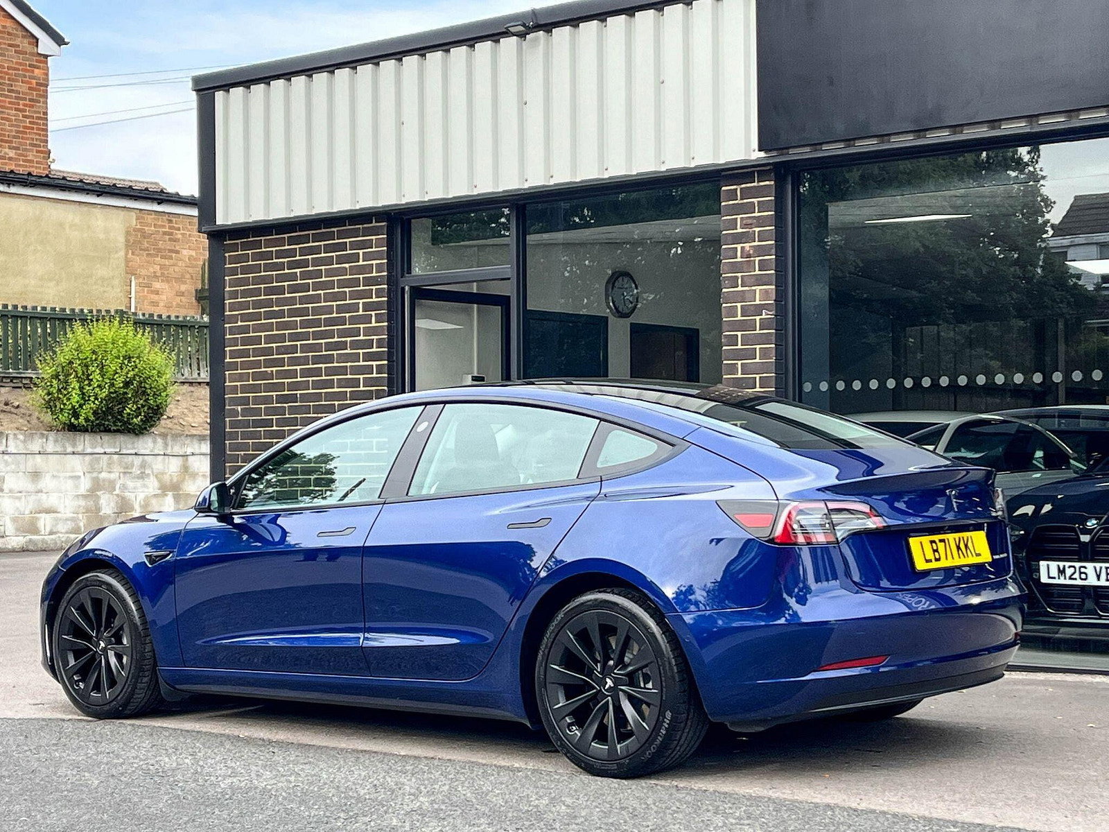 Tesla Model 3 (Dual Motor) Long Range Auto 4WDE 4dr 4dr Automatic 2021