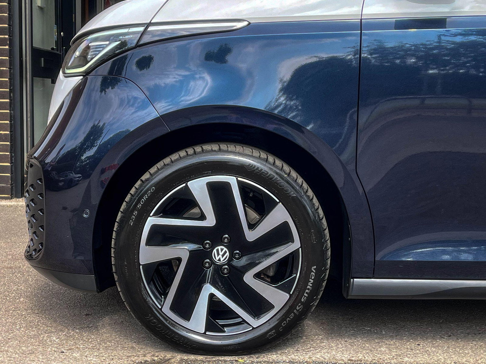 Volkswagen ID. Buzz Pro 77kWh Style Auto 5dr 5dr Automatic 2023