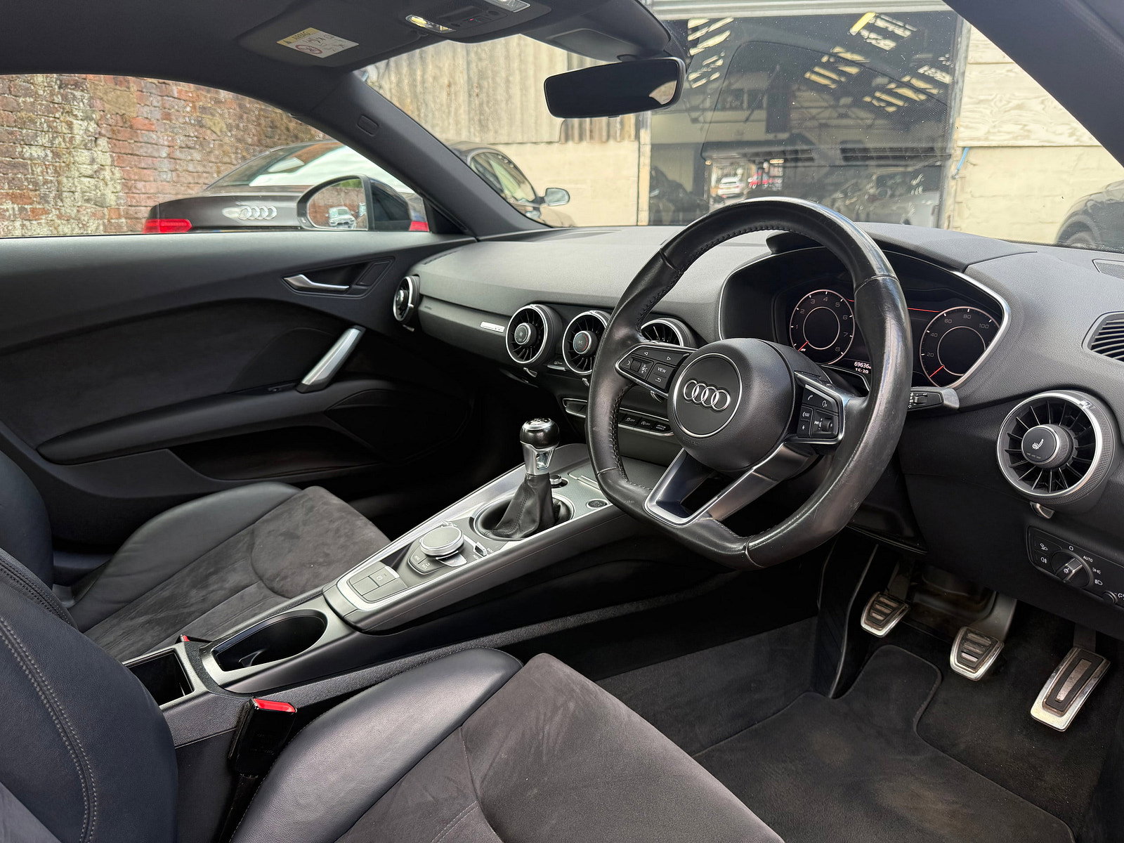 Audi TT 2.0 TFSI Sport Coupe 3dr Petrol Manual Euro 6 (s/s) (230 ps) 3dr Manual 2015
