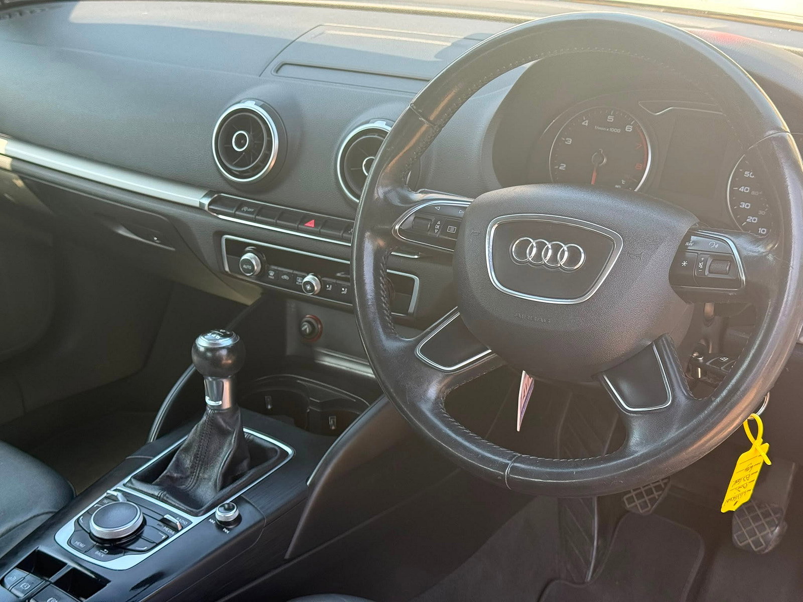 Audi A3 Cabriolet 1.4 TFSI CoD SE Convertible 2dr Petrol Manual Euro 6 (s/s) (150 ps) 2dr Manual 2015
