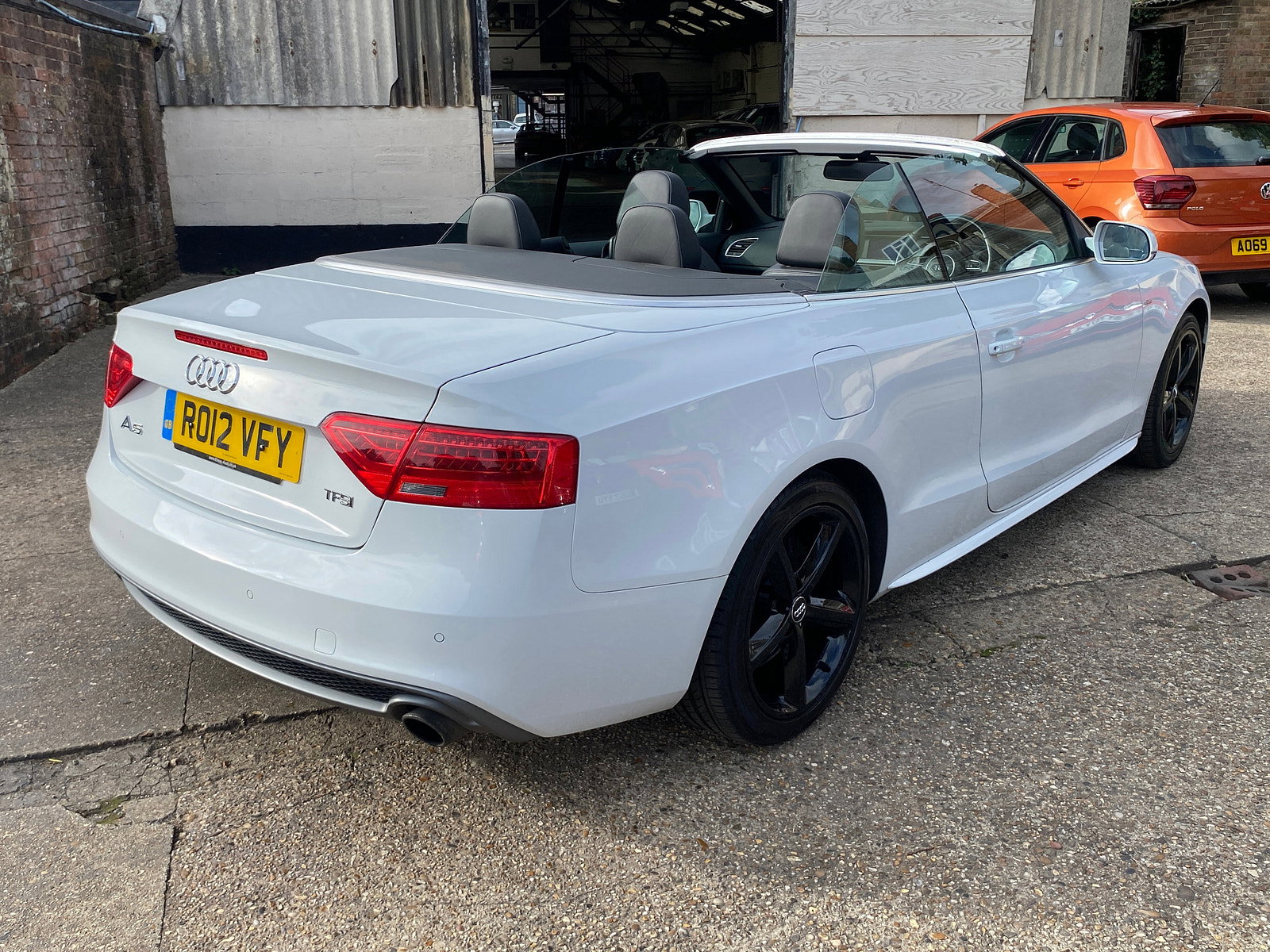 Audi A5 Cabriolet 2.0 TFSI S line Convertible 2dr Petrol Multitronic Euro 5 (s/s) (211 ps) 2dr Automatic 2012