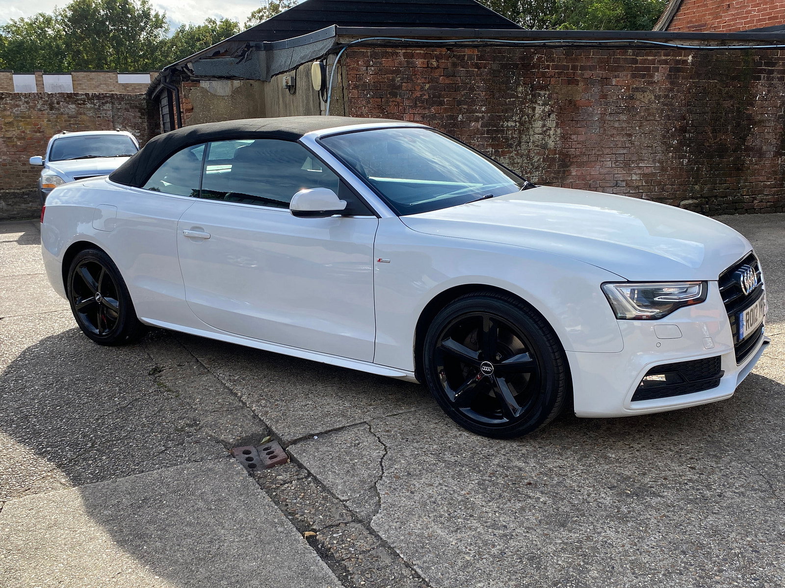 Audi A5 Cabriolet 2.0 TFSI S line Convertible 2dr Petrol Multitronic Euro 5 (s/s) (211 ps) 2dr Automatic 2012