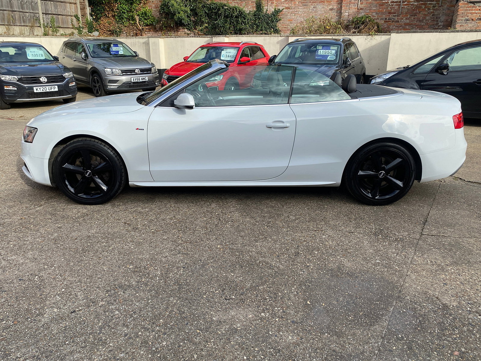 Audi A5 Cabriolet 2.0 TFSI S line Convertible 2dr Petrol Multitronic Euro 5 (s/s) (211 ps) 2dr Automatic 2012
