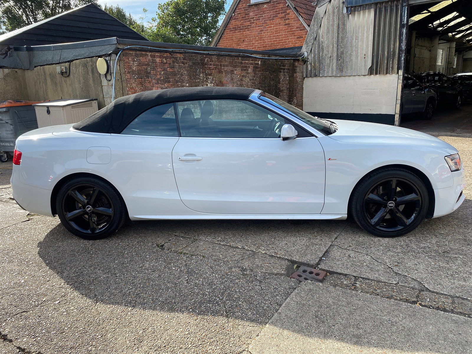 Audi A5 Cabriolet 2.0 TFSI S line Convertible 2dr Petrol Multitronic Euro 5 (s/s) (211 ps) 2dr Automatic 2012