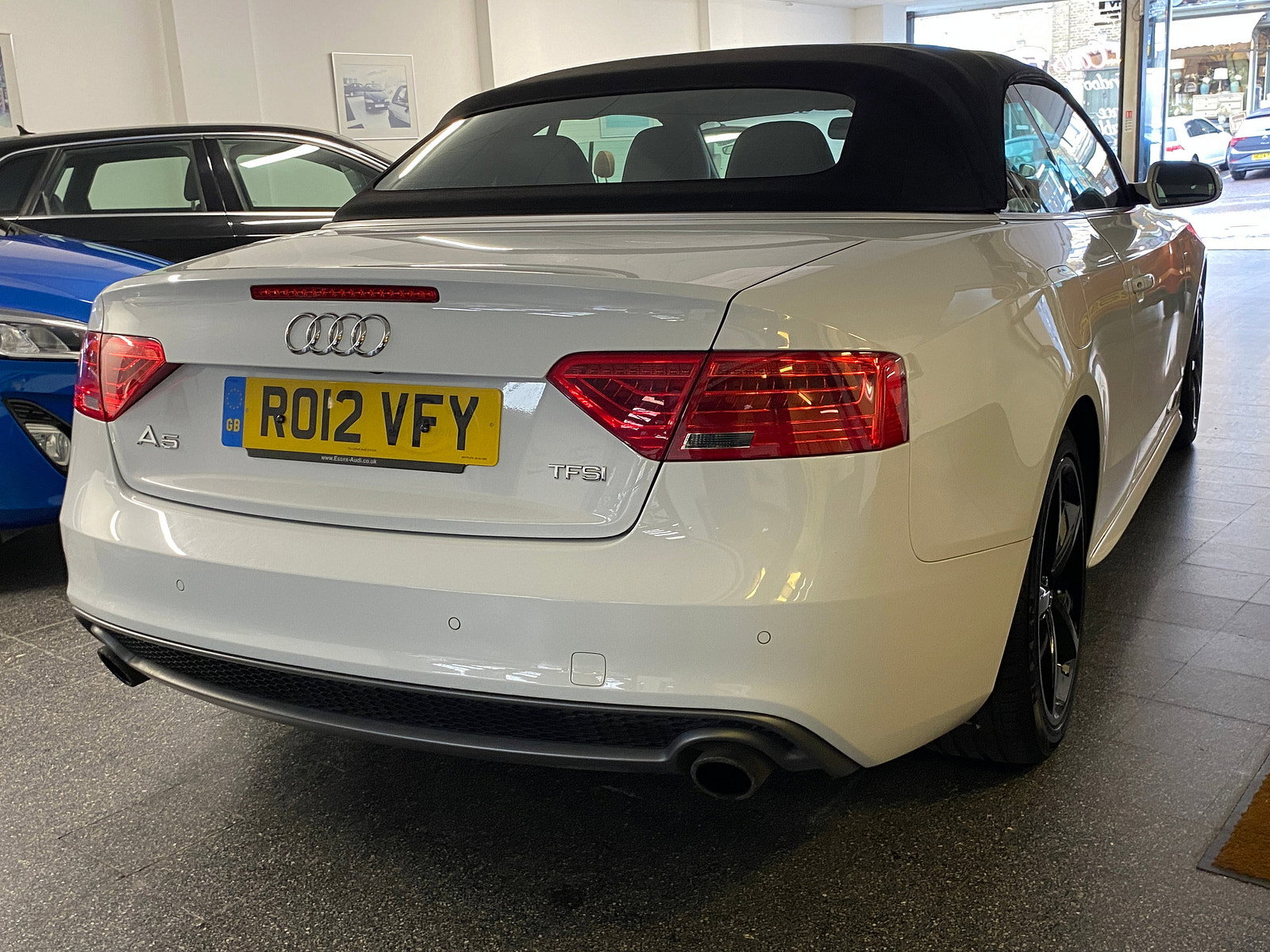 Audi A5 Cabriolet 2.0 TFSI S line Convertible 2dr Petrol Multitronic Euro 5 (s/s) (211 ps) 2dr Automatic 2012